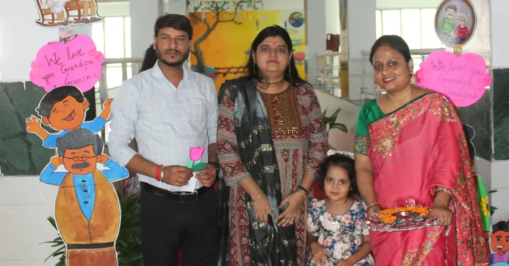 Why Many Parents Near Pari Chowk Prefer Sanfort World School